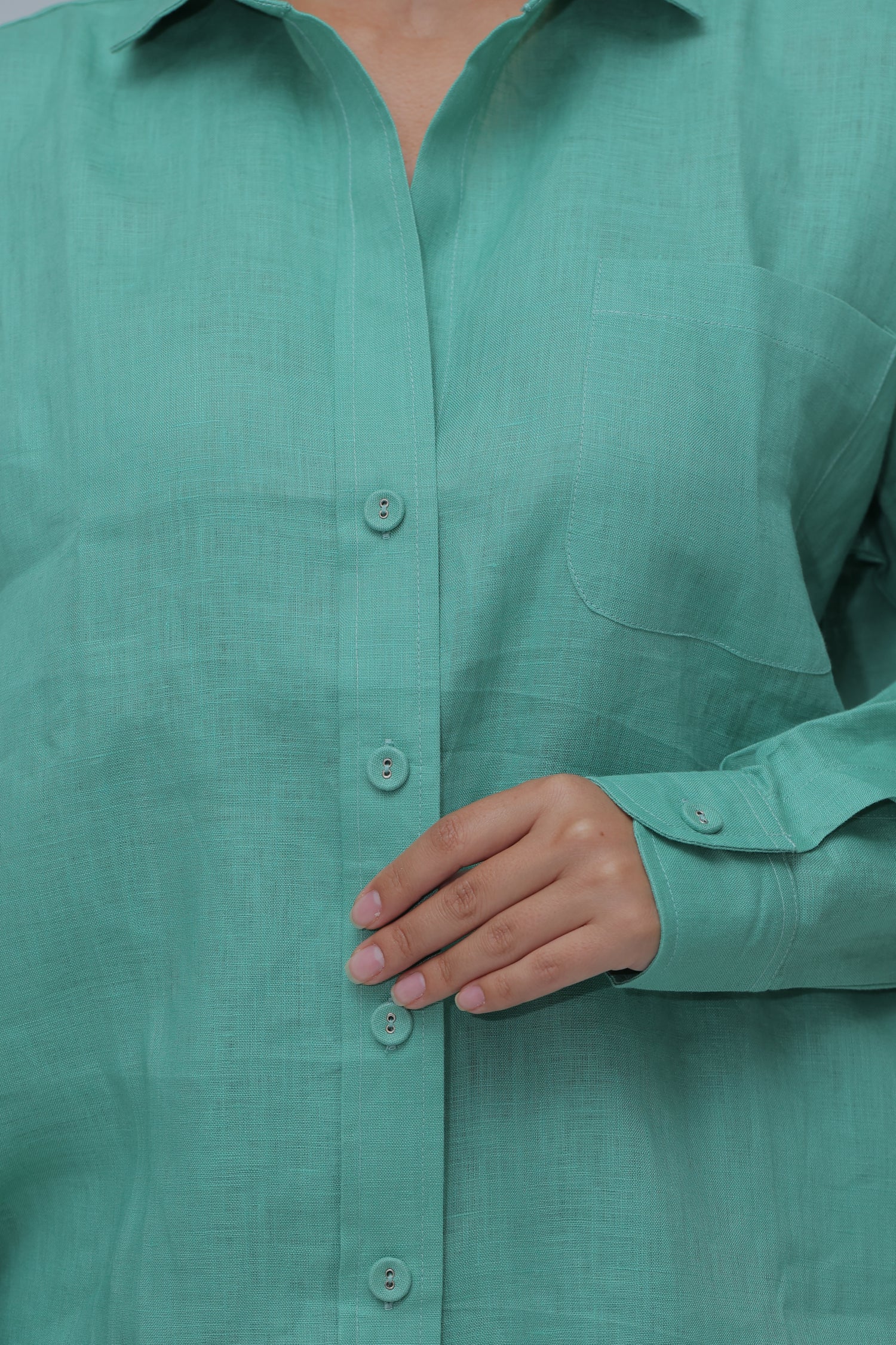 Tailored Jade Linen One Size Shirt & Stripped Pants